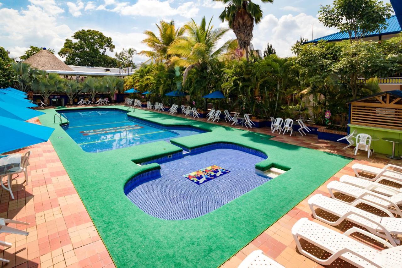 Hotel Ayenda 1132 Copiclub Ibagué Exterior foto