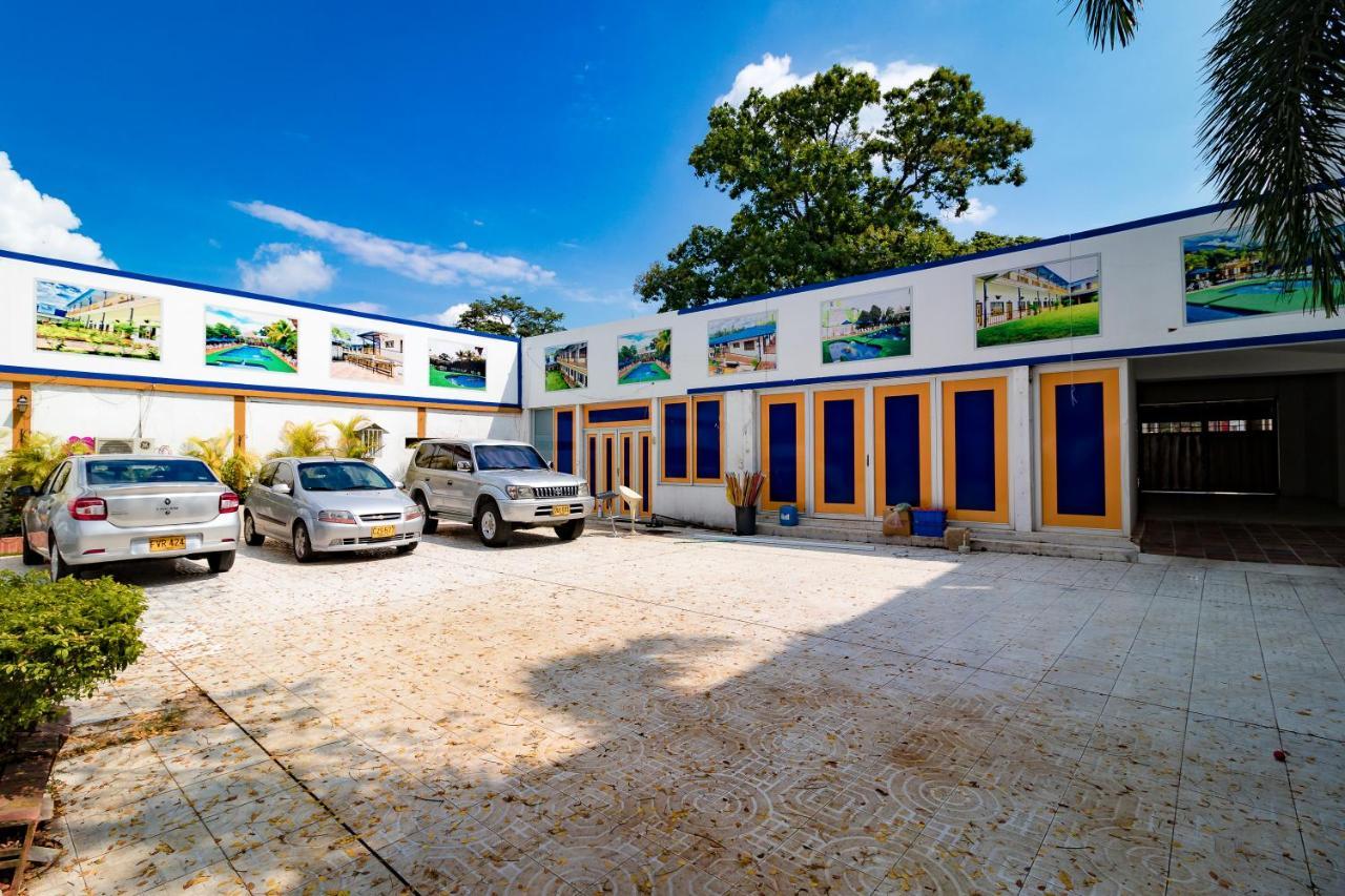 Hotel Ayenda 1132 Copiclub Ibagué Exterior foto